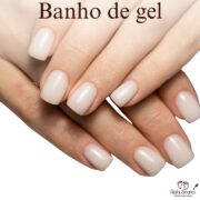 Banho de gel para fortalecer e dar brilho às unhas naturais.