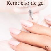 Remoção segura de unhas em gel sem danificar a unha natural.